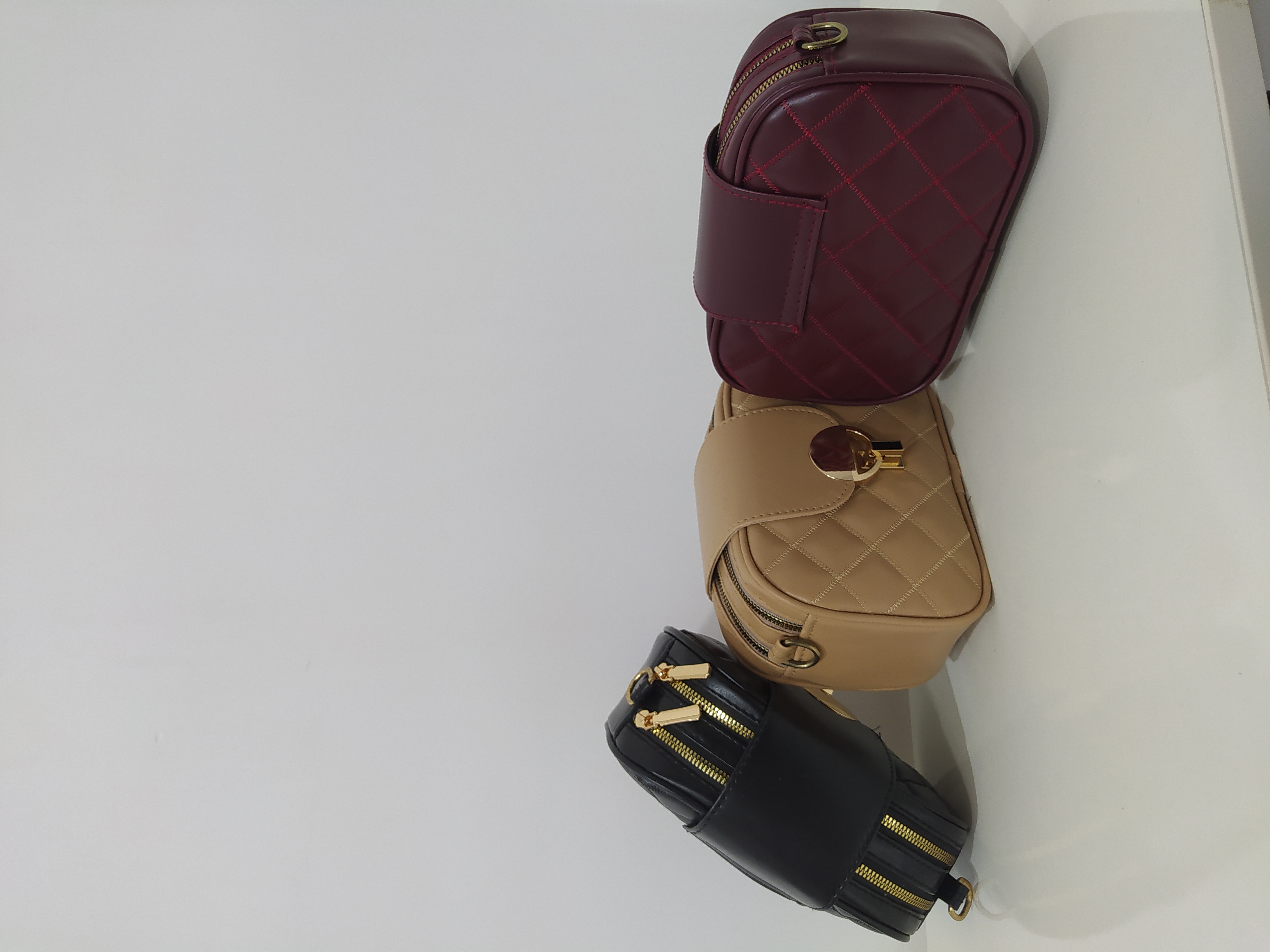 کیف نوار دوزی چرم